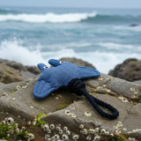 Peluche sonore écologique pour chien – Raie avec corde - La Patte Verte